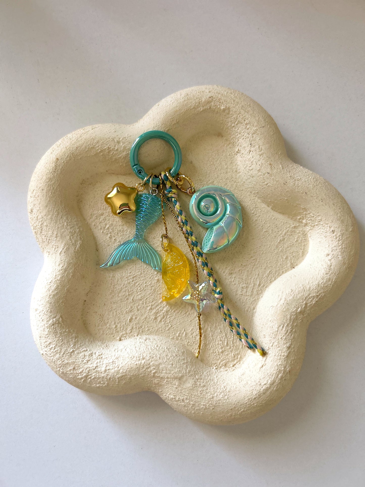 Mint shell charm