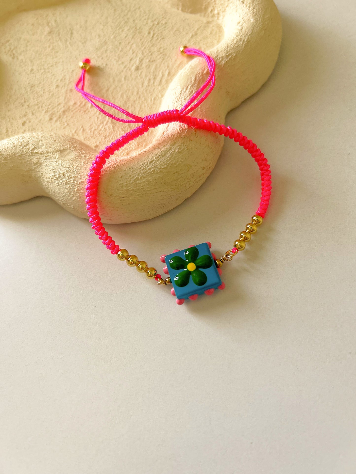 Flower bracelet