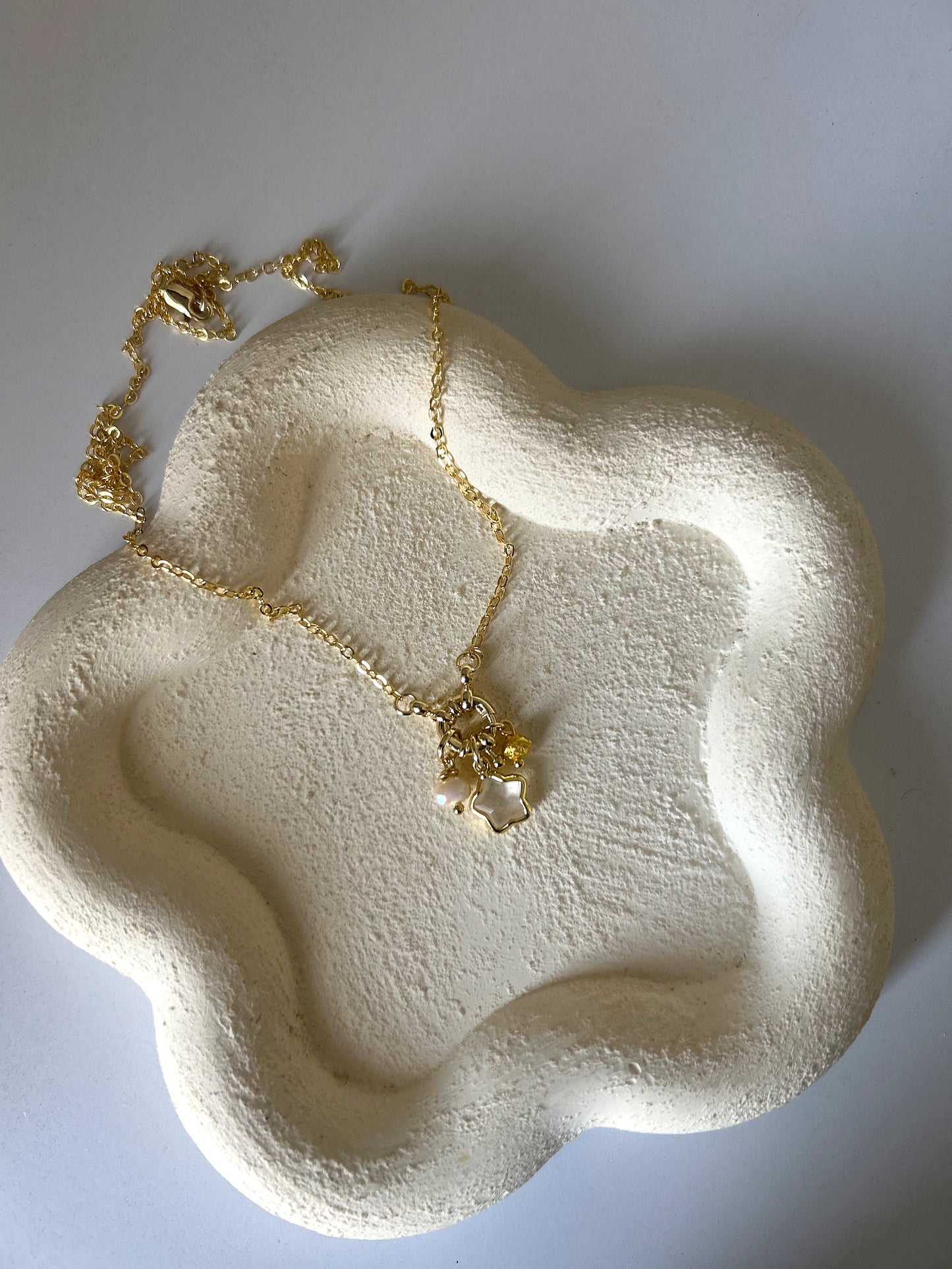Mini white star necklace