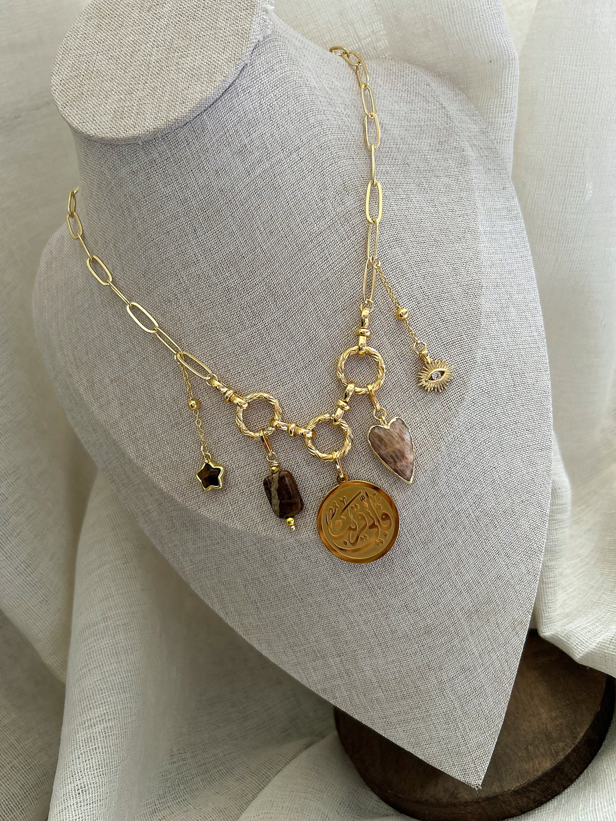 Naya necklace