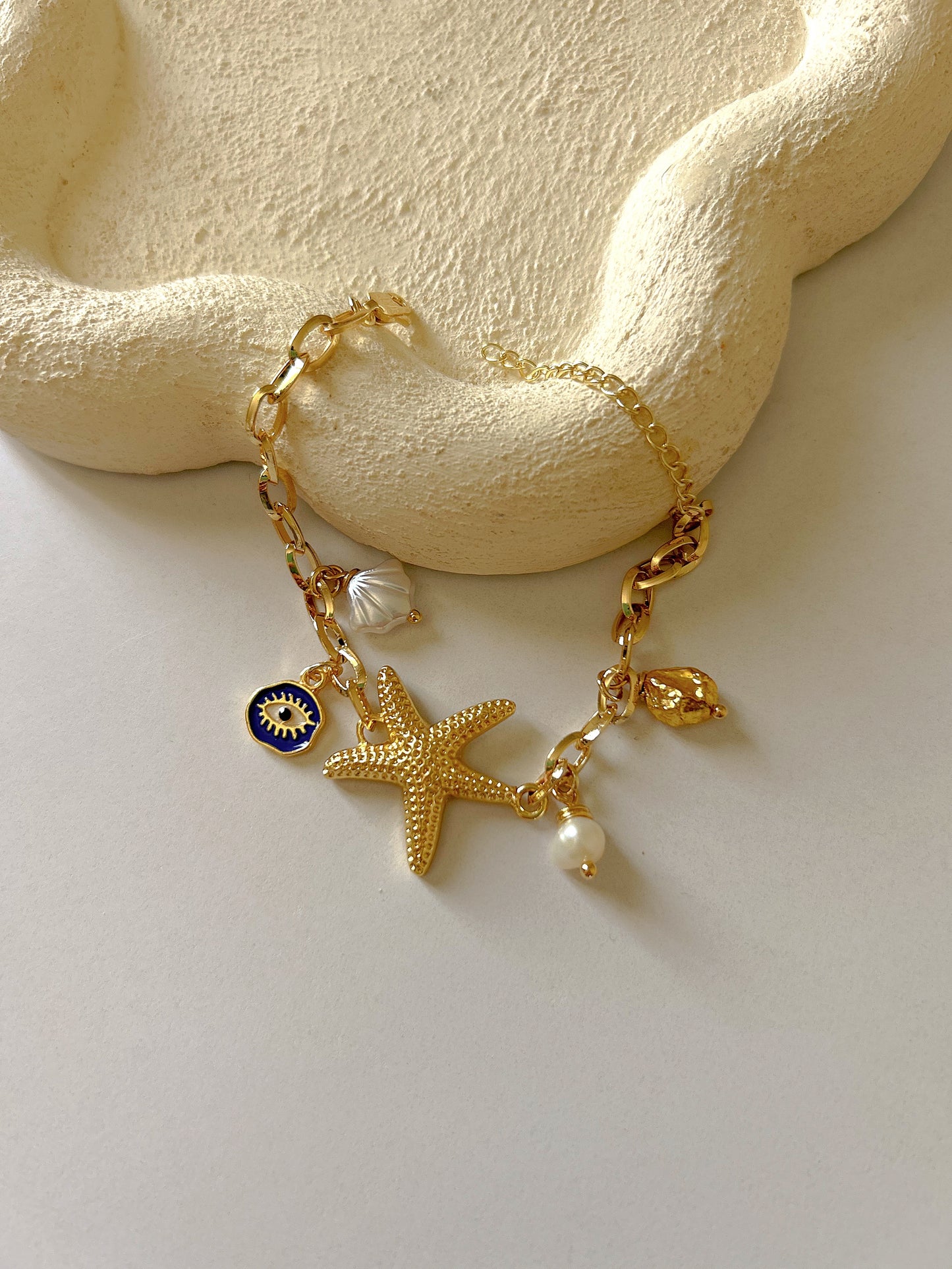 Gold star fish star