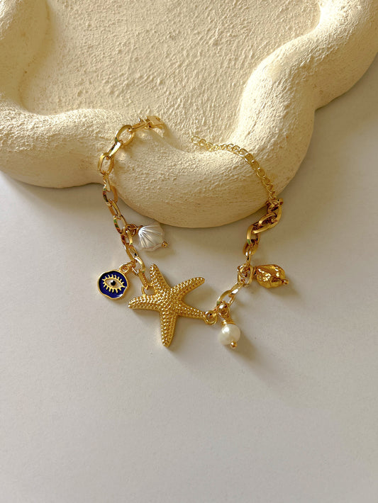Gold star fish star