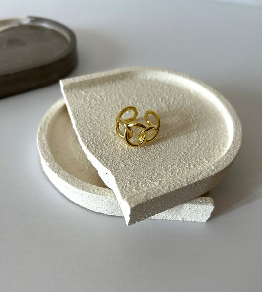 Vow ring