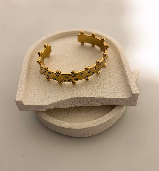 Golden bangel