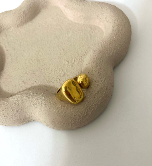 Chunky stainless ring