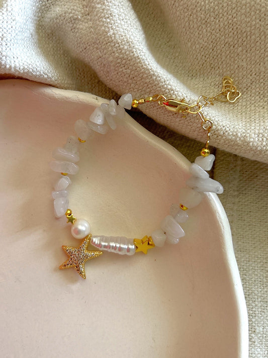 Glittery star bracelet