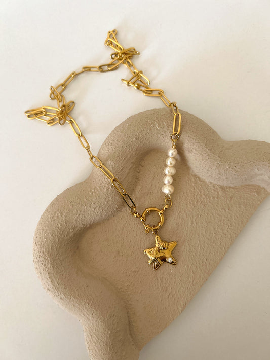 Stainless golden necklace